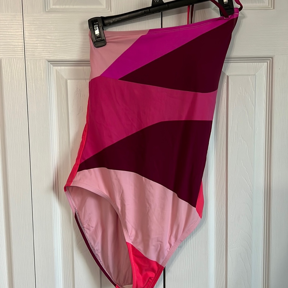 La Blanca Island Goddess One Shoulder One Piece Swimsuit size 12